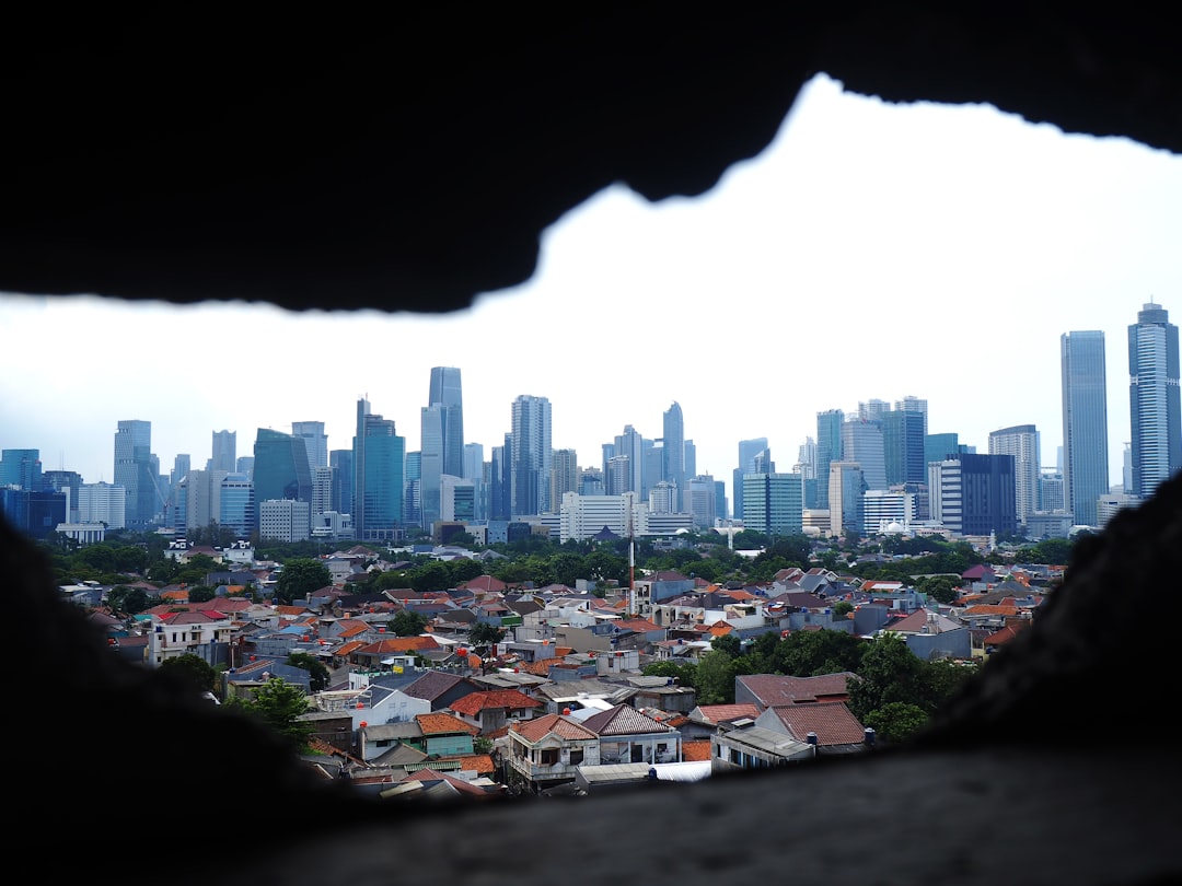 Ilustrasi wilayah perkotaan Indonesia untuk berita gempa M5,4 selatan Cilacap