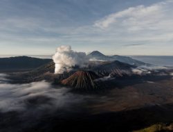 BMKG Intensifkan Pemantauan Erupsi Anak Krakatau dan Sebaran Abu Vulkanik